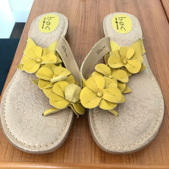 Born sandals Yellow size 12 - Picture 3 of 3
